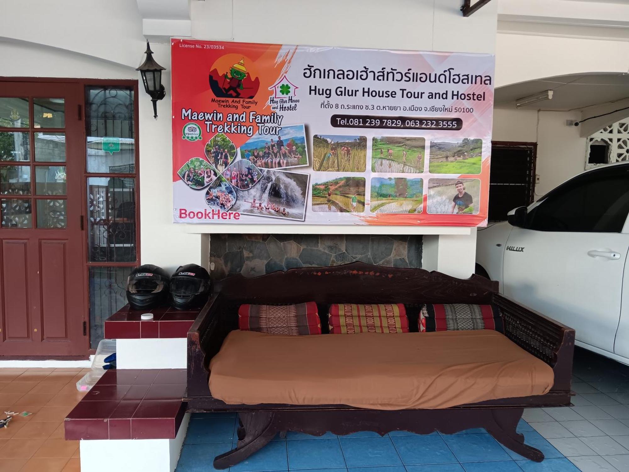 Hug Glur House Tour And Hostel (Adults Only) Chiang Mai Exterior photo